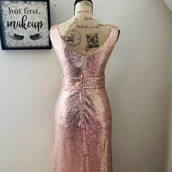 Rose gold sequins dress - Picture 5 of 8